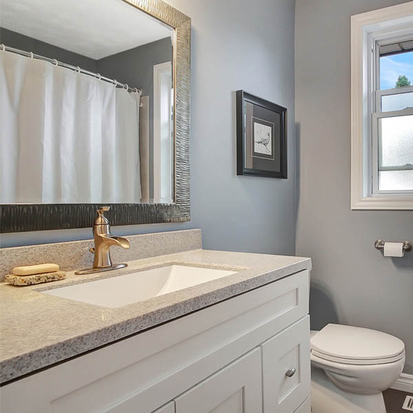 cleaning-bathroom-1