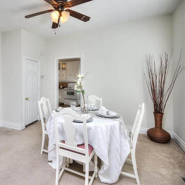 staging-diningroom